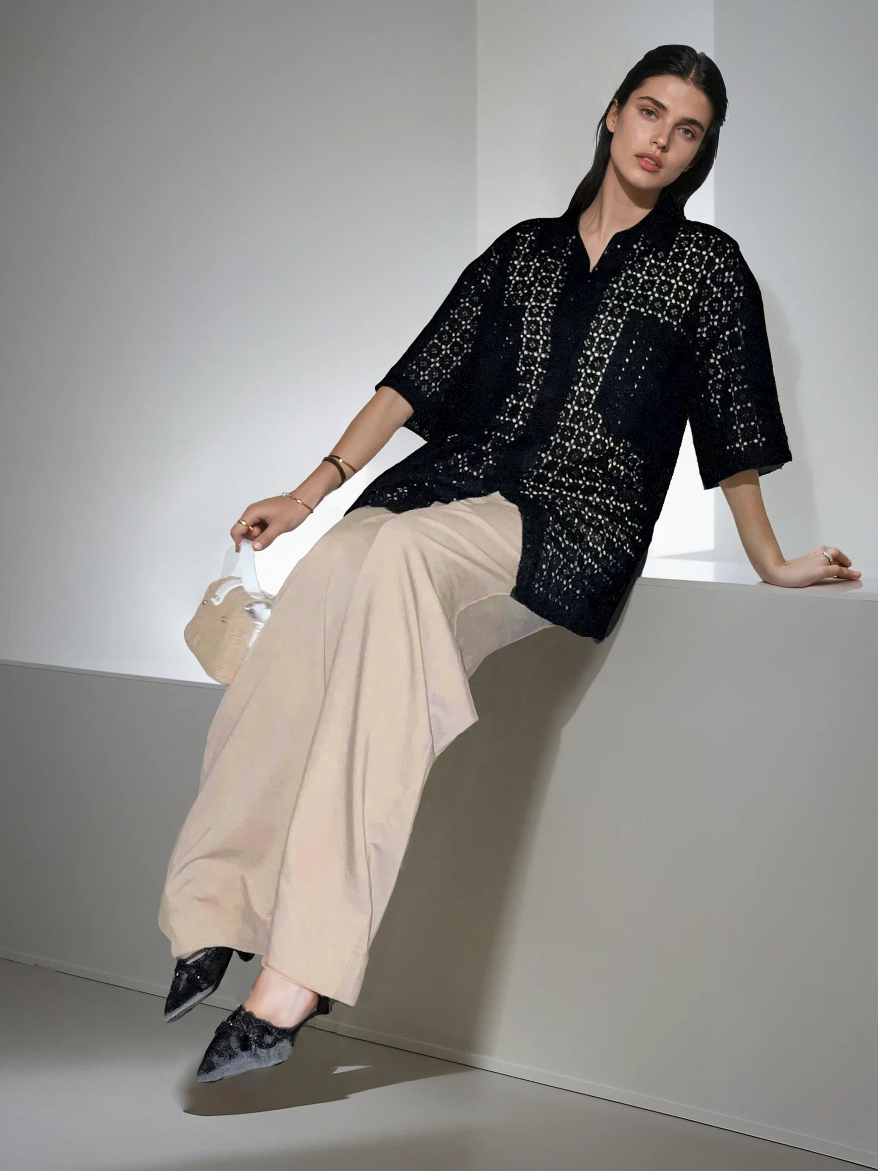 Embroidered Eyelet Boxy Shirt – Black